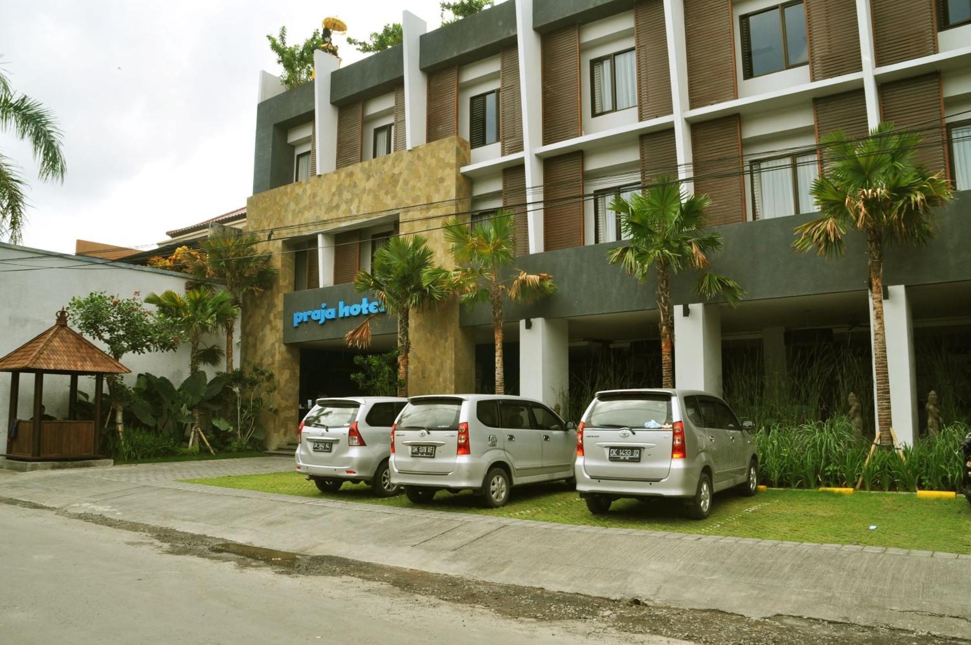 Praja Hotel Denpasar Esterno foto