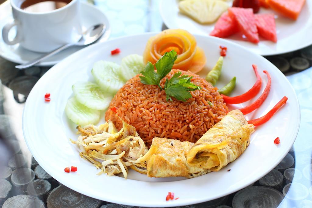 Praja Hotel Denpasar Esterno foto