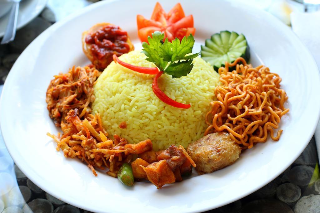 Praja Hotel Denpasar Esterno foto