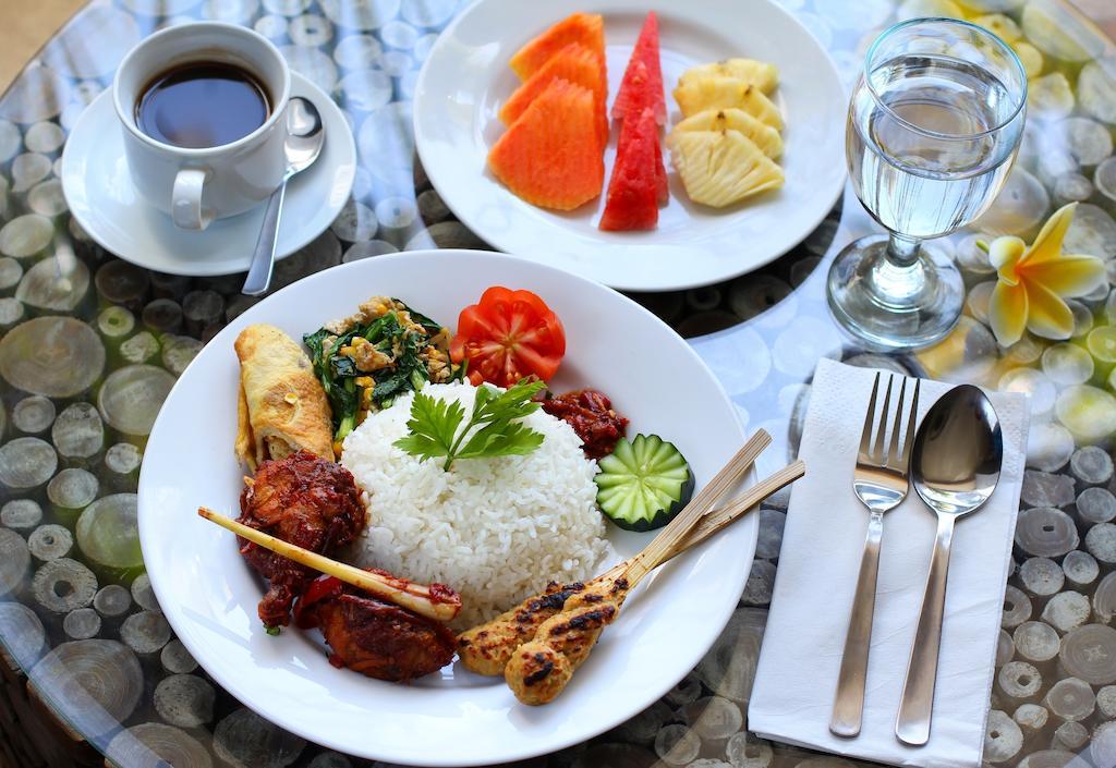 Praja Hotel Denpasar Esterno foto
