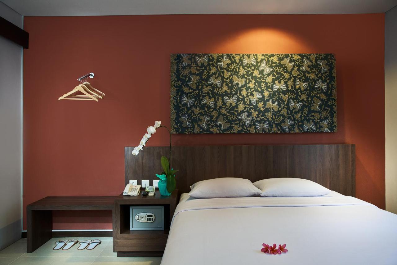 Praja Hotel Denpasar Esterno foto